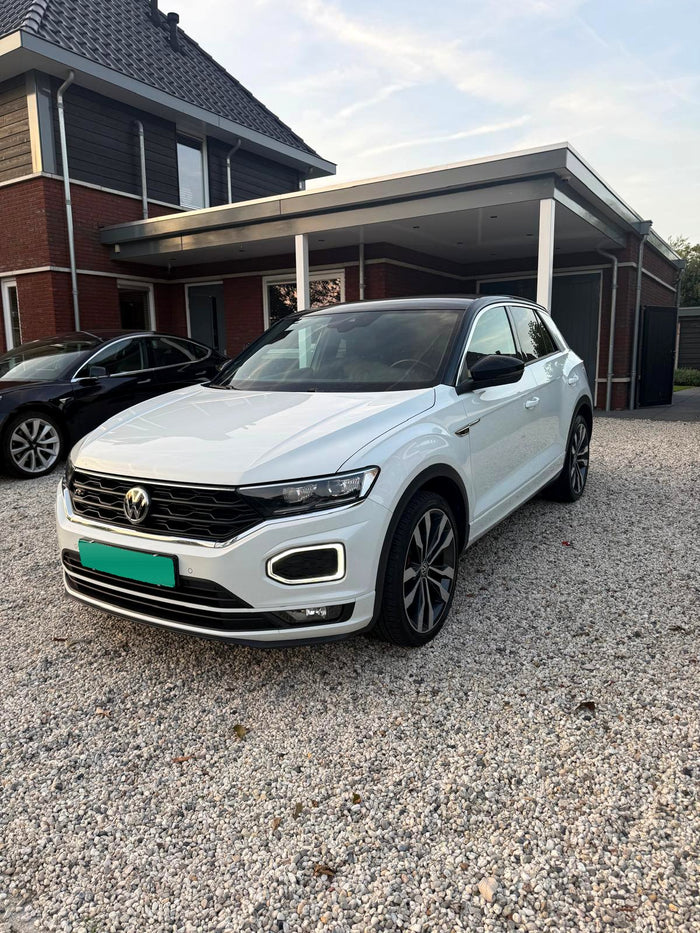 Witte VW T-Roc R-Line na behandeling door Dutch Car Care